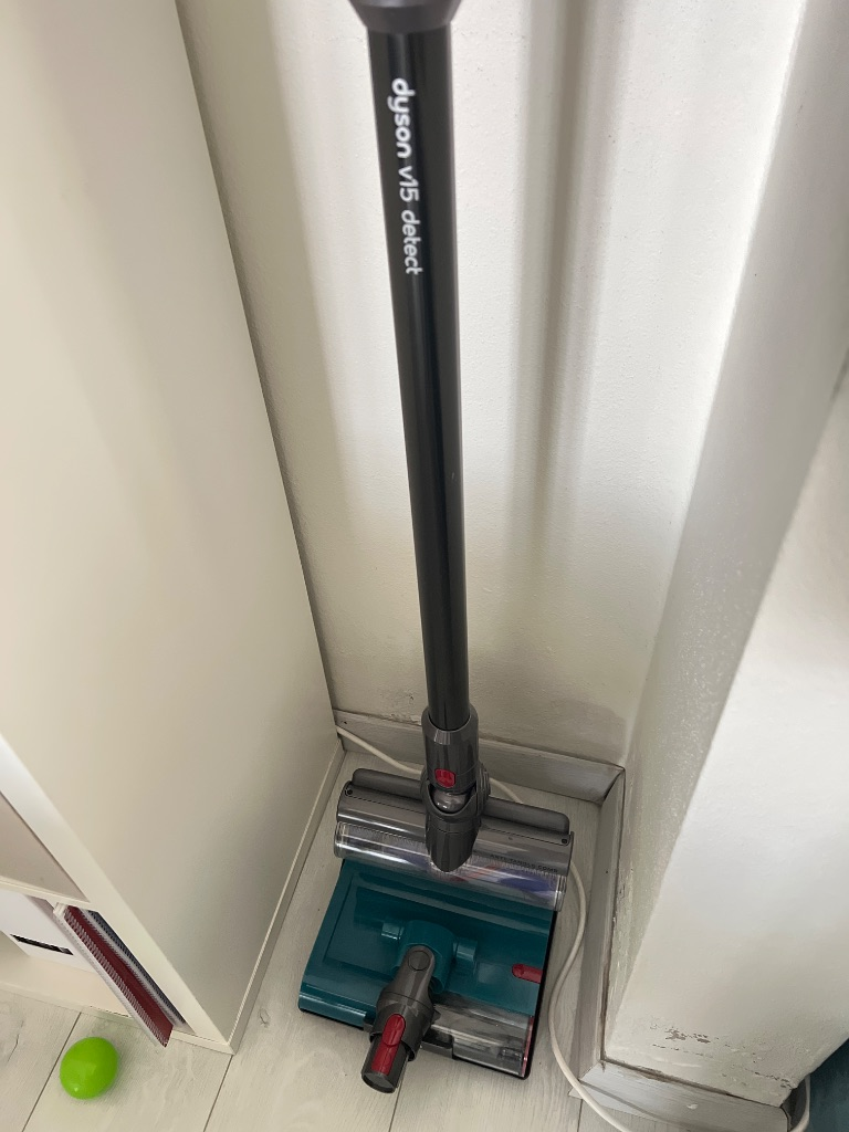 Elektrikli Süpürge Dyson v15 detect ıslak + kuru