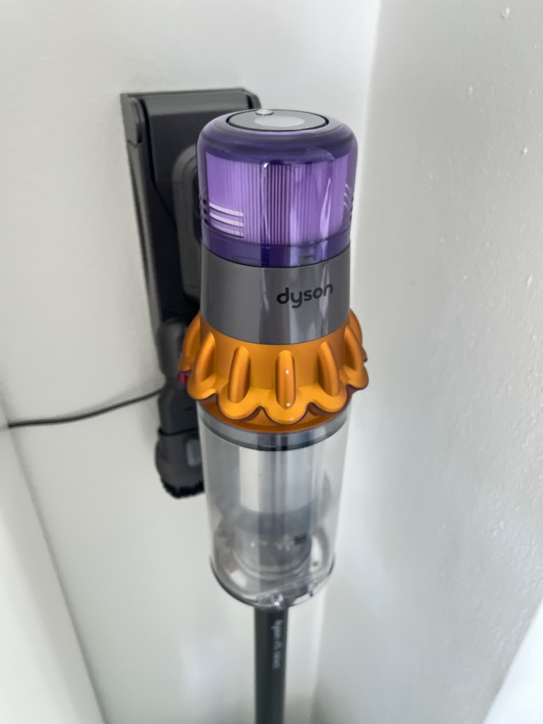 Elektrikli Süpürge Dyson v15 detect ıslak + kuru