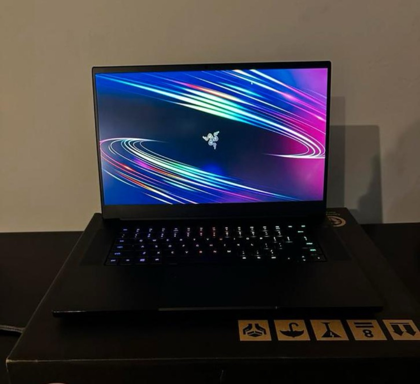 Dizüstü Bilgisayar ve Notebook Razer Blade ADVANCED | 15 inç laptop | 2TB | 2070 SUPER