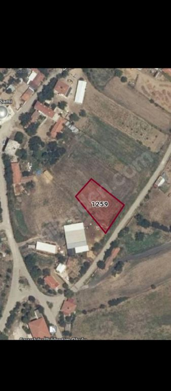 Çeşitli İlanlar Acil satılık arsa