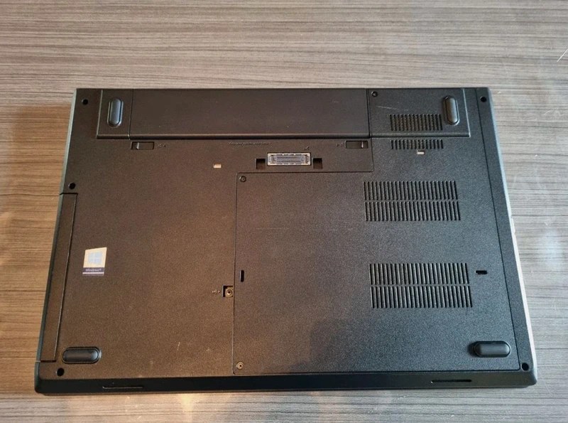 Diz&uuml;st&uuml; Bilgisayar ve Notebook Lenovo thinkpad - intel core i5 - 8gb - 256gb