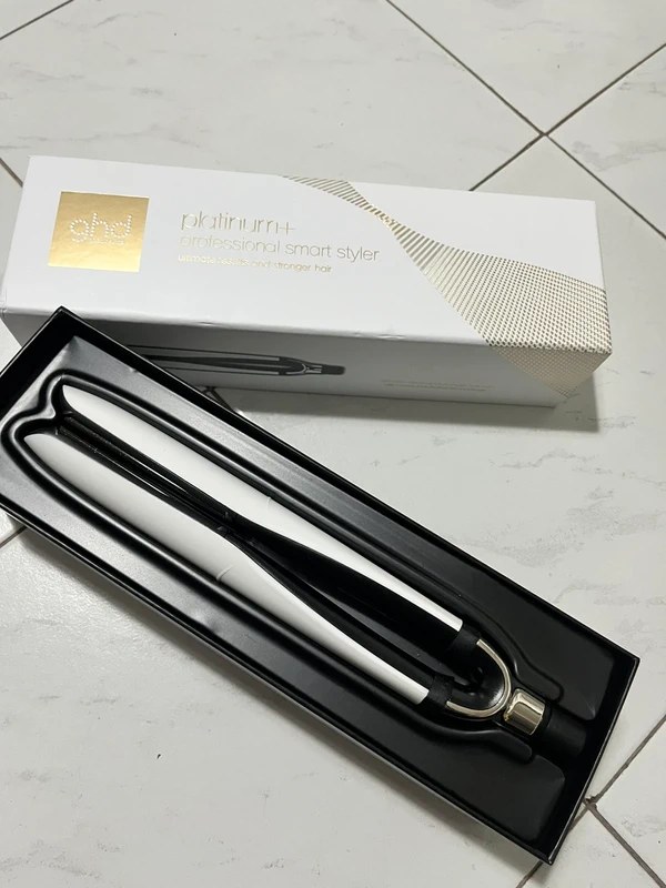 Dış g&ouml;r&uuml;n&uuml;ş | Sa&ccedil; bakımı GHD Platinum+ Profesyonel D&uuml;zleştirici