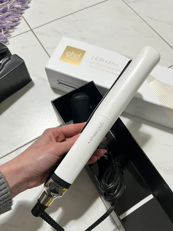 Dış g&ouml;r&uuml;n&uuml;ş | Sa&ccedil; bakımı GHD Platinum+ Profesyonel D&uuml;zleştirici