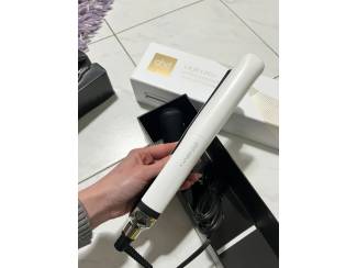 GHD Platinum+ Profesyonel D&uuml;zleştirici