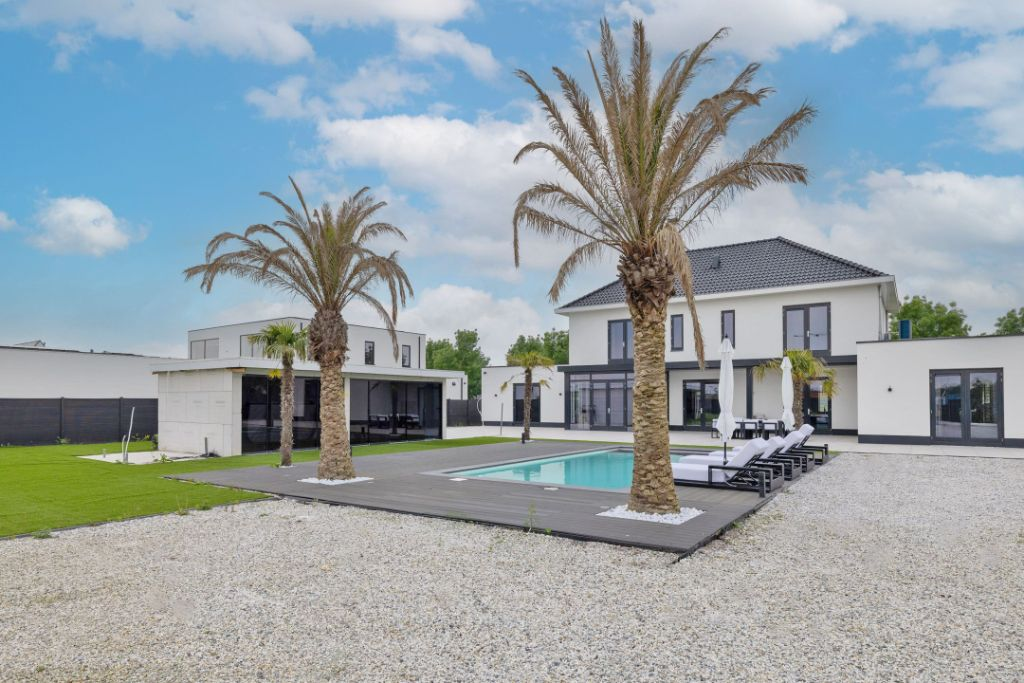 Satılık Ev Villa 450m2 Ultra lux | 12 + 3 | Asansör | Havuzz