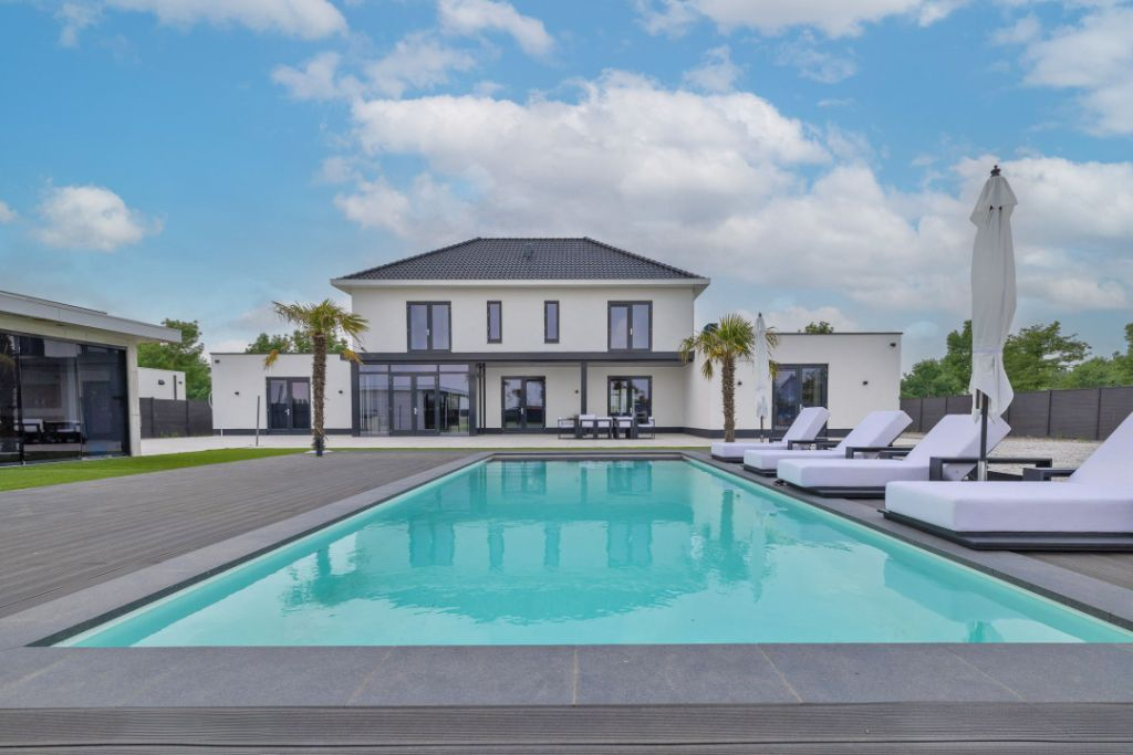 Satılık Ev Villa 450m2 Ultra lux | 12 + 3 | Asansör | Havuzz