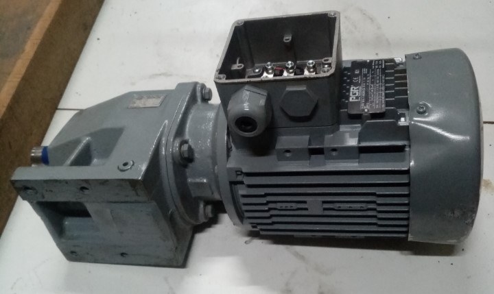 Motor SATILIK 250 DEVİR 1.1 KW RED&Uuml;KT&Ouml;R 1.5 HP